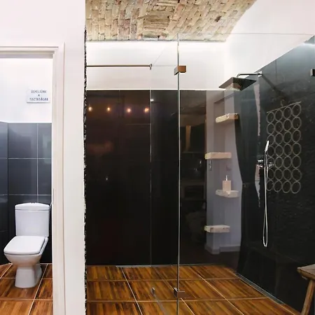 The Nest In Downtown